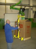 cardboard boxes with mechanic grip