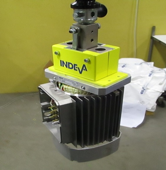 INDEVA Expanding Chuck